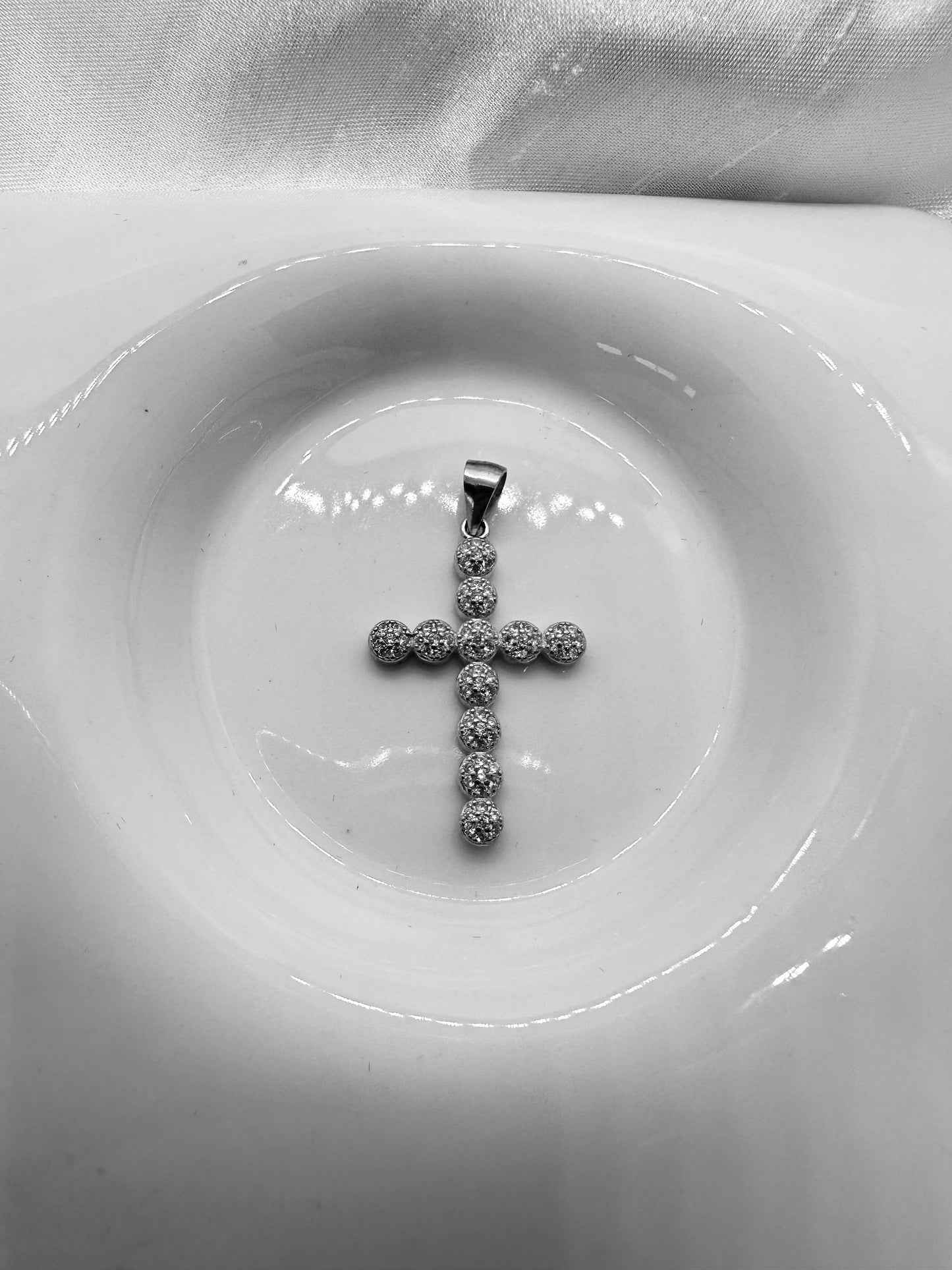 Stone Cross Round