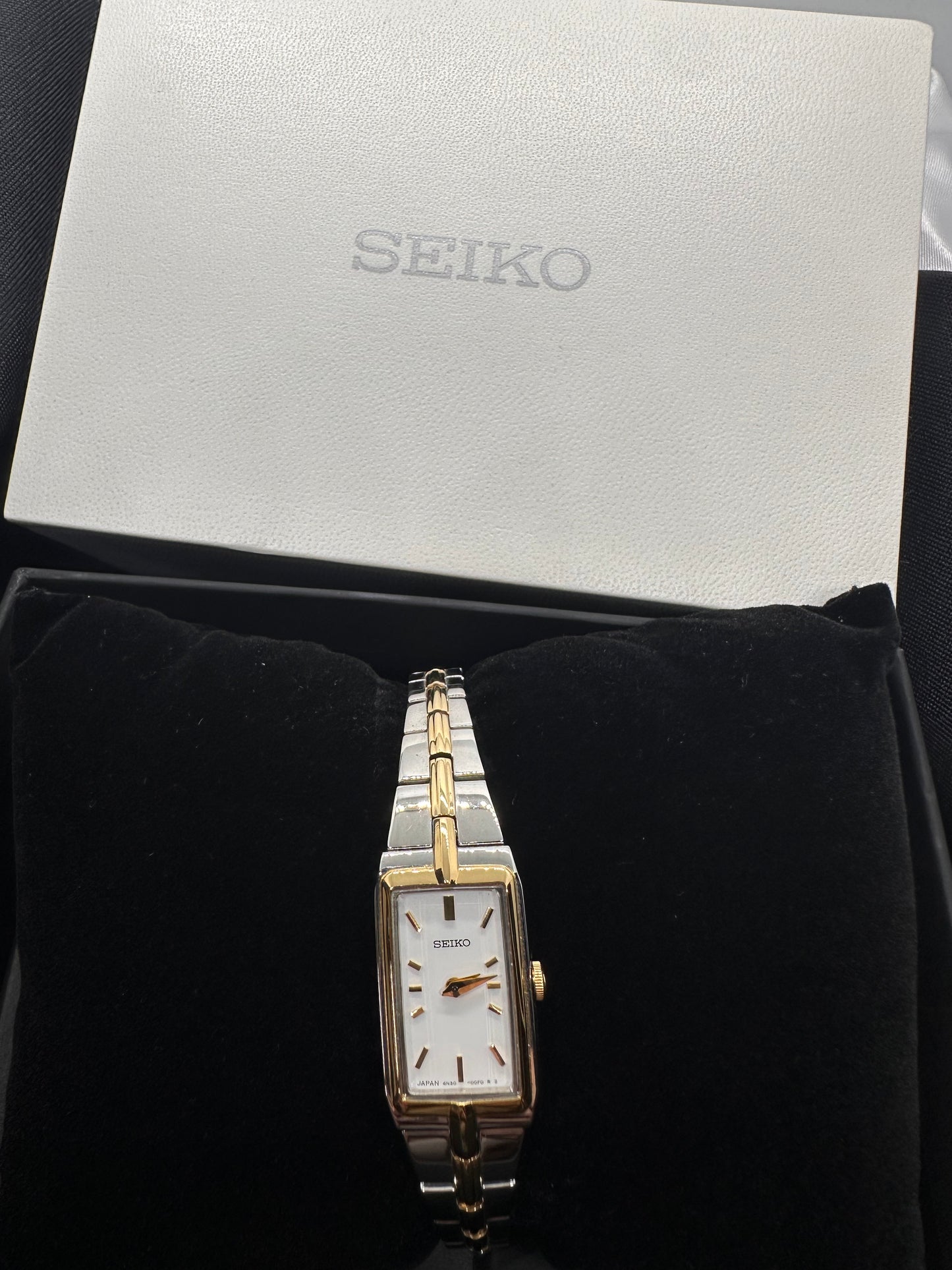 Seiko 2 Tone SWR044