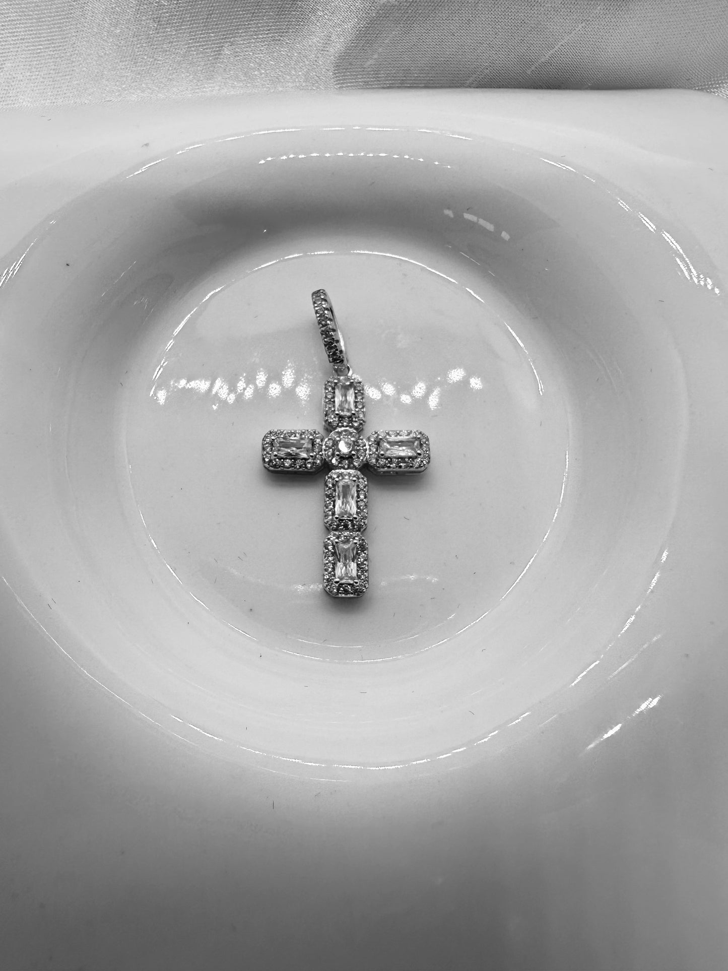 Baguettes Stone Cross