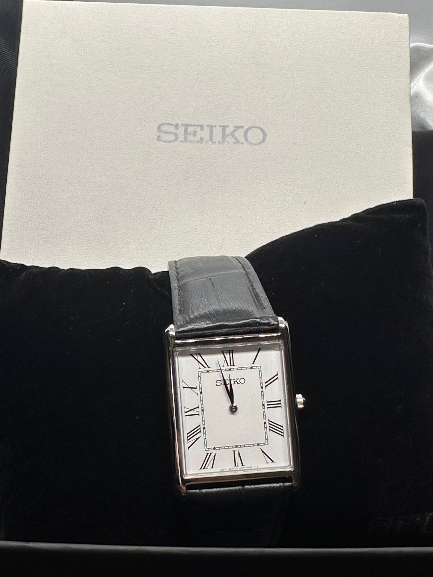 SEIKO Silver Leather