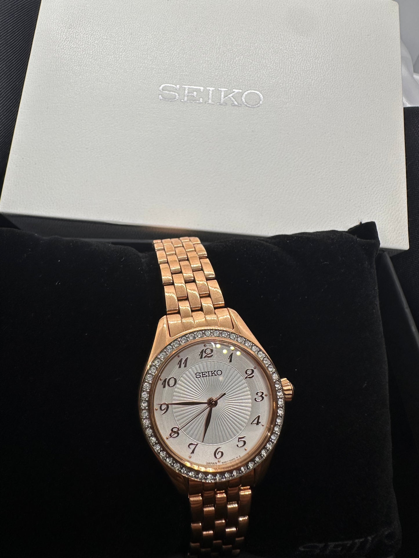 SEIKO - Essentials, Gemmed Gold Stainless Steel Women's Quartz Watch - SUR396