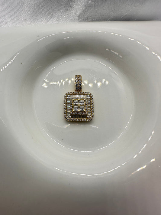 Charm Pave