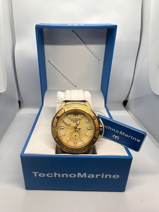Cruise
TM-120004