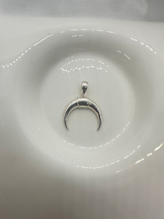 Moon 🌙 Pendant
