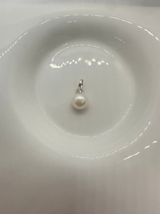 Pearl Silver Pendant
