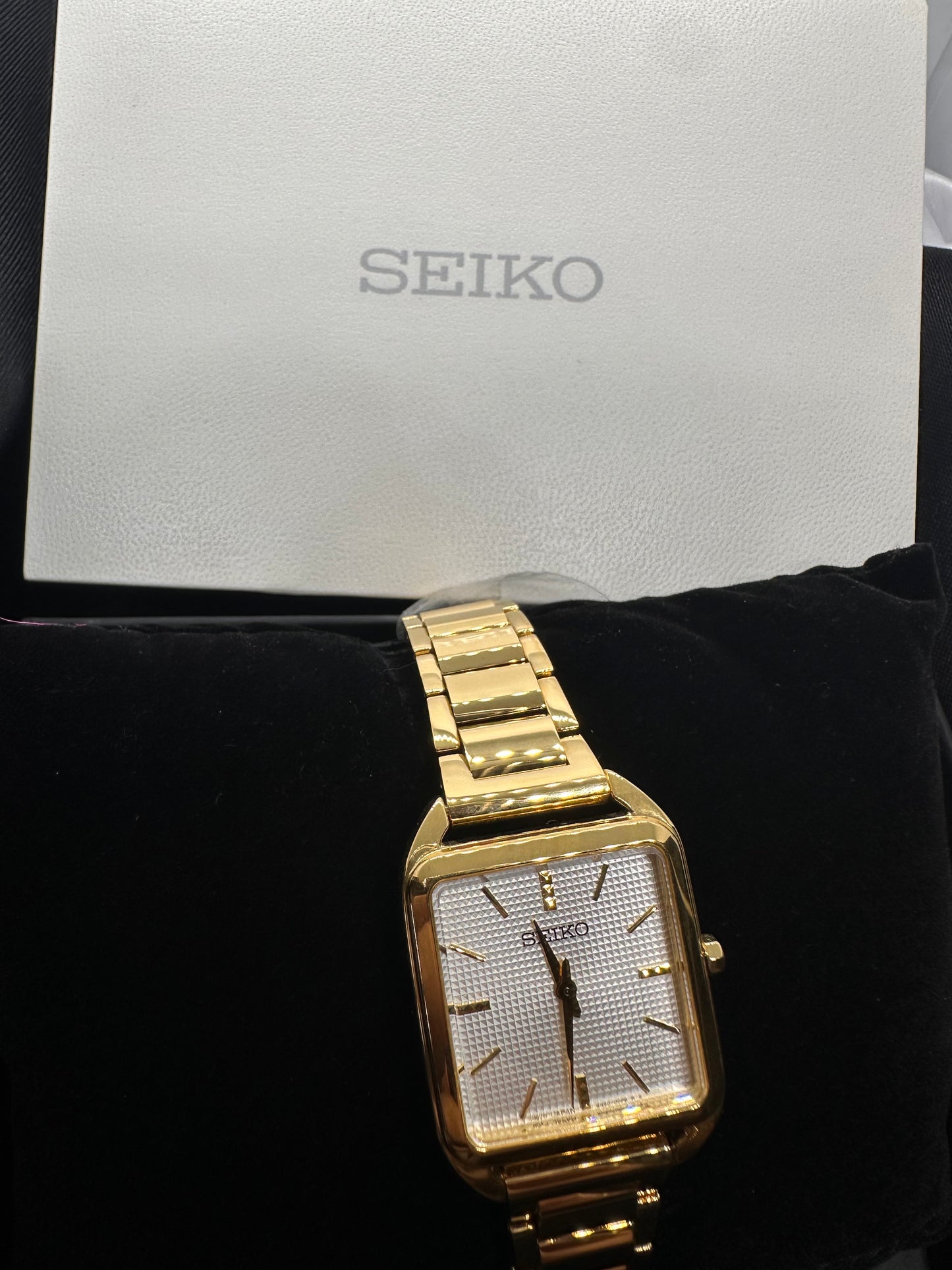 SEIKO Essentials SGP Quartz Silver Dial, Silver, Quartz Watch