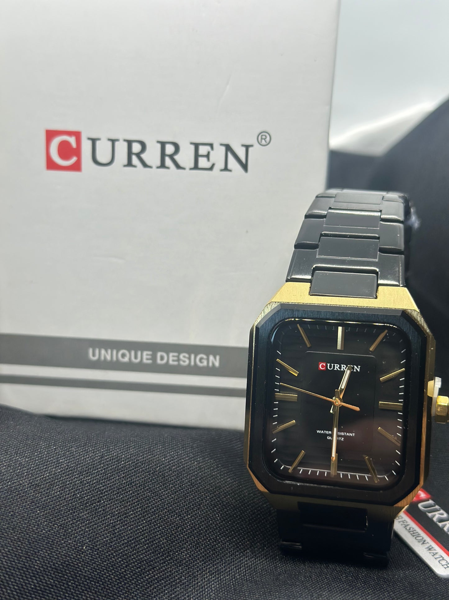 Curren Rectangular Black/Gold