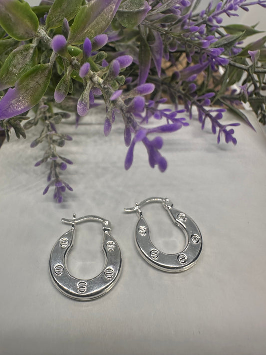Silver Hoops C