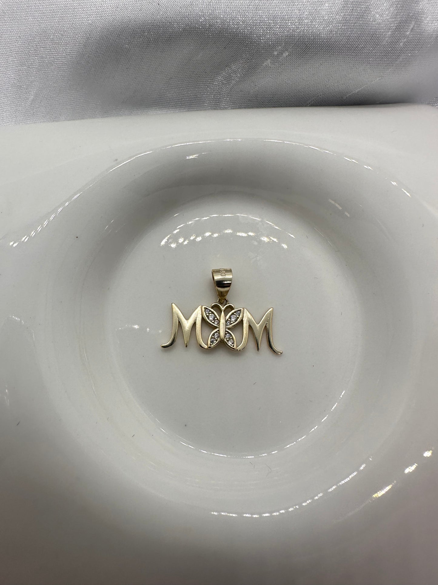 M🦋M