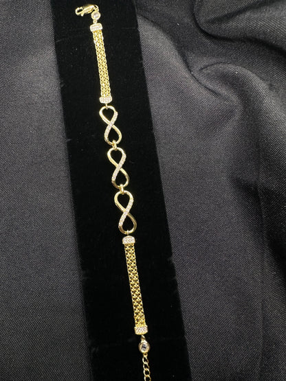 Infinite bracelet