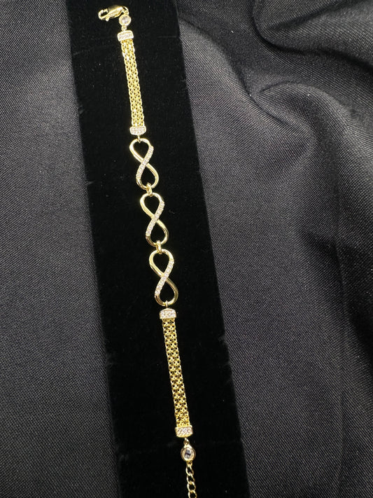 Infinite bracelet