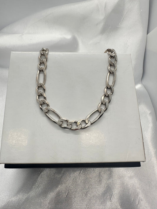 Figaro Chain
