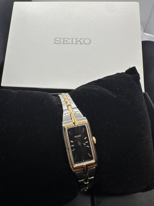 SEIKO
Bracelet Women's Dress Watch