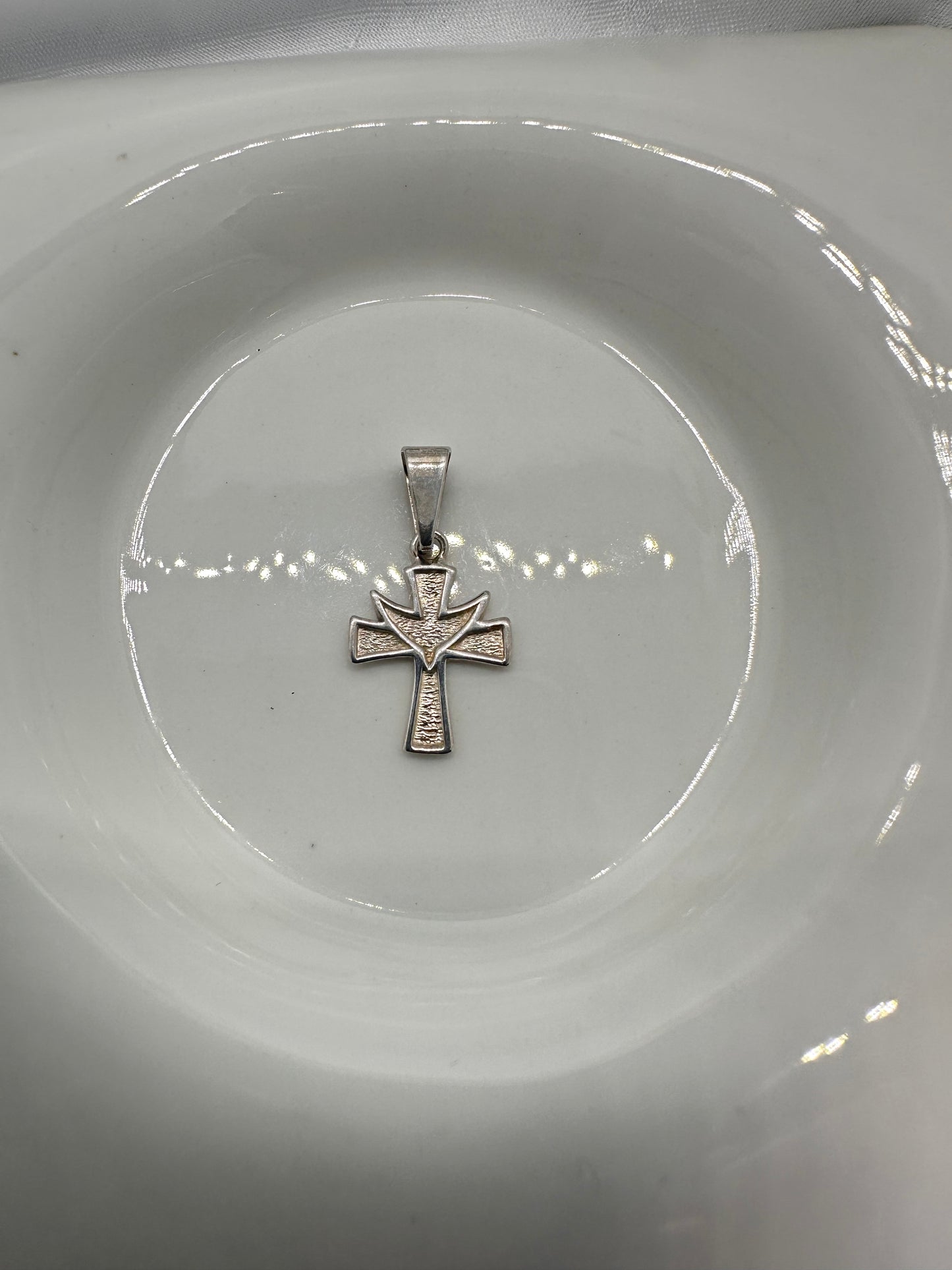 Dove Cross