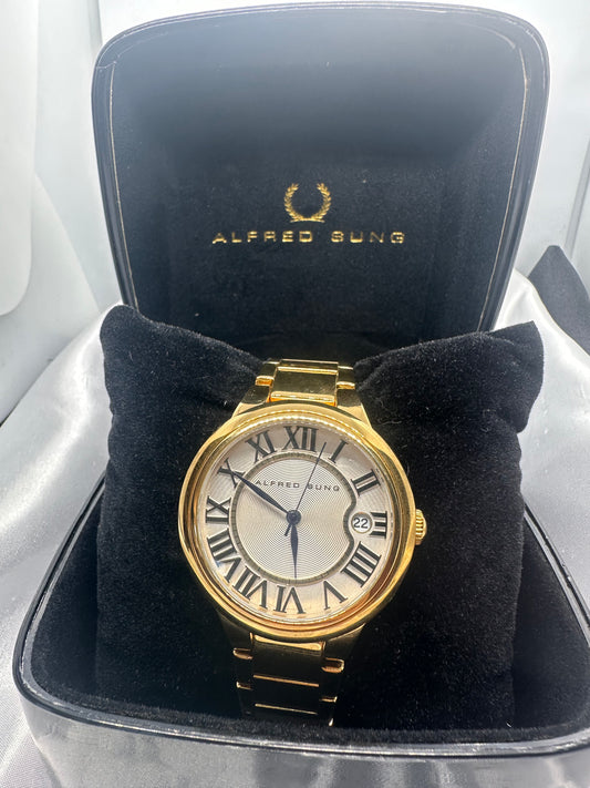GOLD Roman Watch